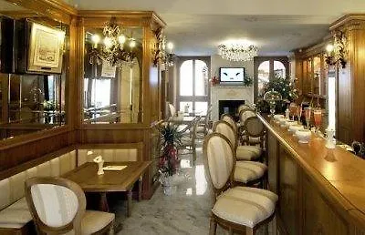 Relais Dei Fiori Dimora D'Epoca Bed & Breakfast Pisa